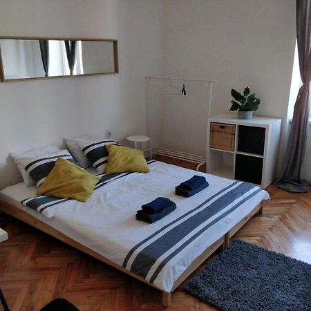 Apartment Marge Рийека Екстериор снимка
